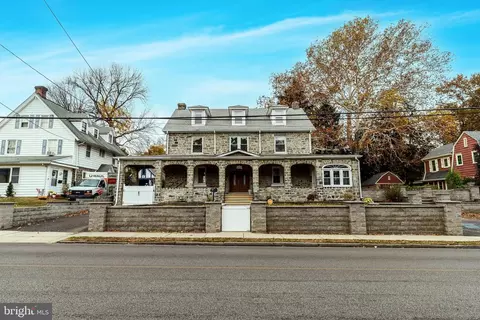75 E Stewart Ave, Lansdowne, PA 19050