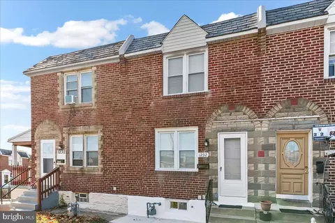 1232 Edgehill Rd, Darby, PA 19023