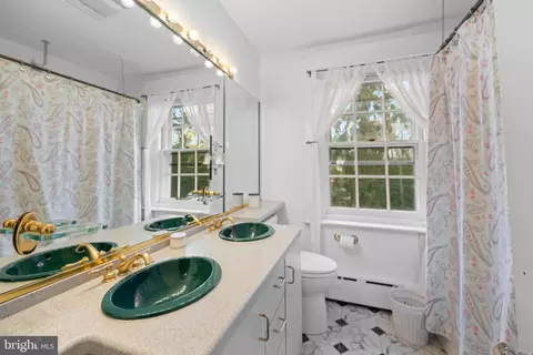 Bath - 328 Conestoga Rd, Wayne, PA 19087 photo 5 of 7