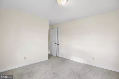 Bedroom - 357 Cedar Ave, Holmes, PA 19043 photo 5 of 5