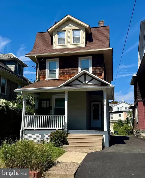 818 Clifford Ave, Ardmore, PA 19003