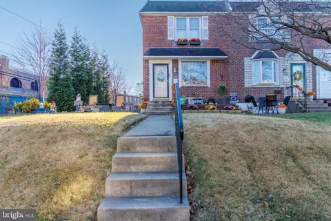 1024 Oakwood Dr, Glenolden, PA 19036