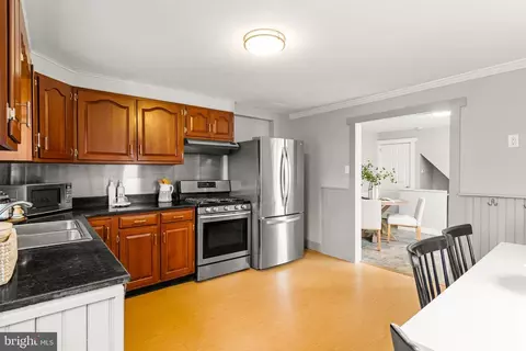 Kitchen - 245 Willow Ave, Wayne, PA 19087 photo 2 of 2
