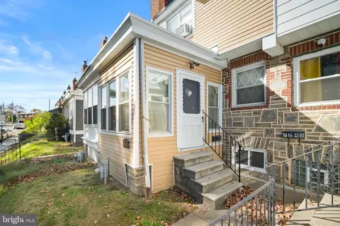 7247 Guilford Rd, Darby, PA 19082
