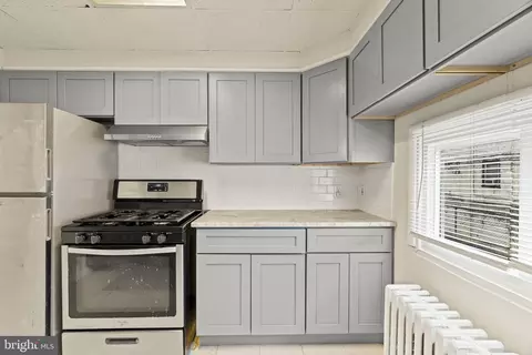 Kitchen - 7229 Clinton Rd, Darby, PA 19082 photo 2 of 2