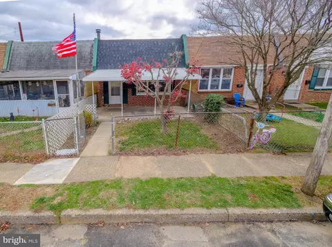 325 White Ave, Linwood, PA 19061 photo 2