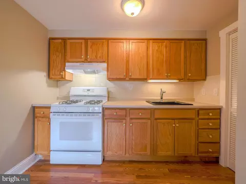 325 White Ave, Linwood, PA 19061 photo 9