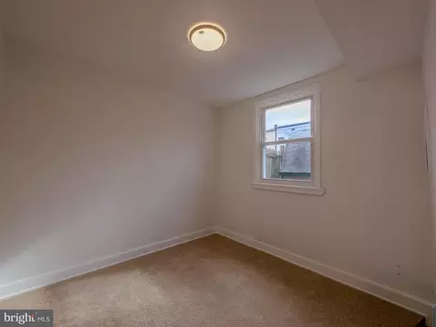 325 White Ave, Linwood, PA 19061 photo 23