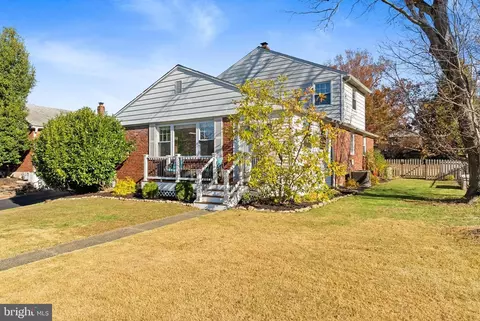 945 Church Rd, Springfield, PA 19064