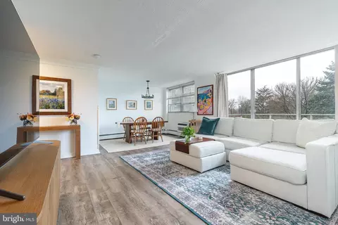 1030 E Lancaster Ave #216, Bryn Mawr, PA 19010