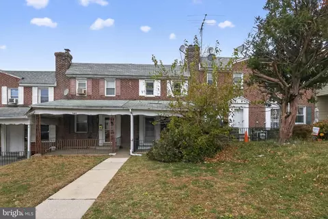 7181 Ruskin Ln, Darby, PA 19082