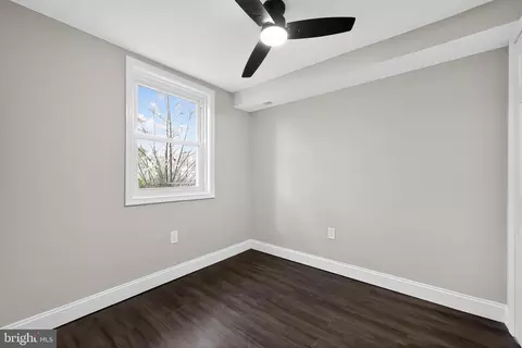 1556 Summit St, Marcus Hook, PA 19061 photo 7