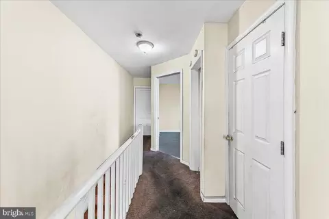 Entry Way - 116 Richfield Rd, Darby, PA 19082 photo 4 of 4