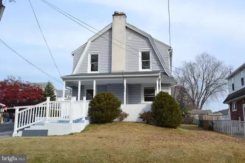815 Summit Ave, Prospect Park, PA 19076