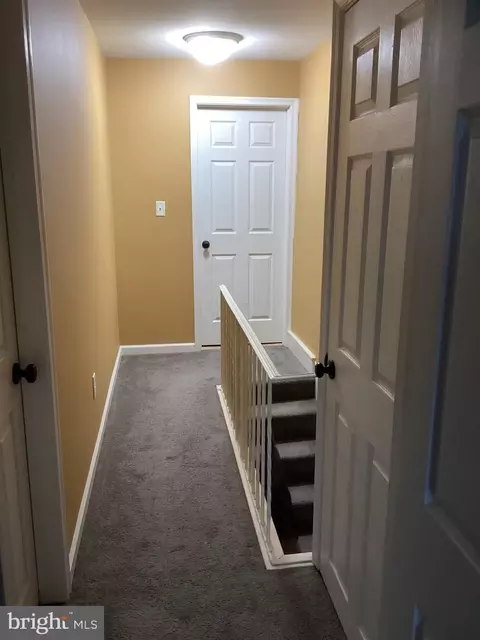 Entry Way - 13 W 8th St, Marcus Hook, PA 19061 photo 4 of 4