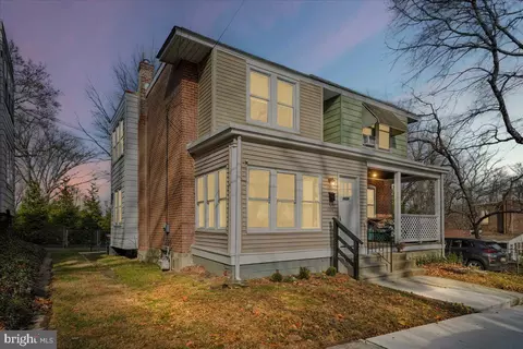 1024 E 18th St, Chester, PA 19013