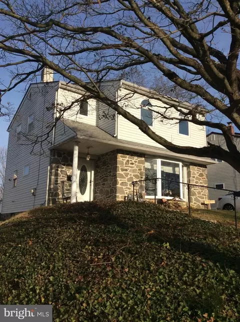 42 Colonial Dr, Havertown, PA 19083