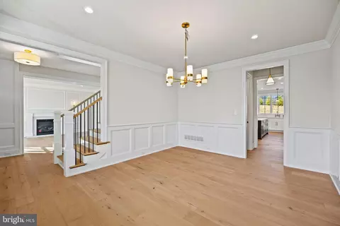 Entry Way - 16 Fariston Rd, Wayne, PA 19087 photo 19 of 30