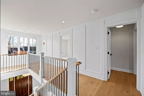 Entry Way - 16 Fariston Rd, Wayne, PA 19087 photo 20 of 30