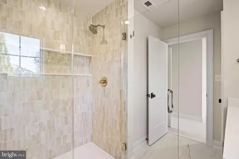 Bath - 16 Fariston Rd, Wayne, PA 19087 photo 11 of 11