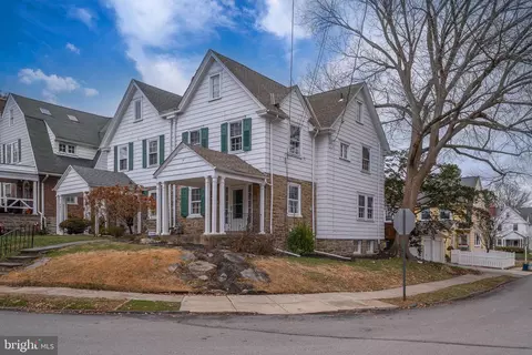 2919 Morris Rd, Ardmore, PA 19003