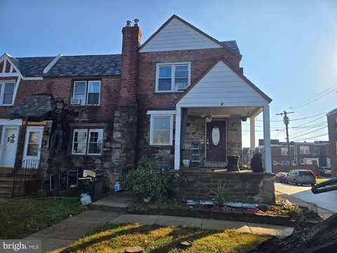 201 Saint Laurence Rd, Darby, PA 19082
