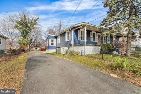 124 Washington Ave, Chichester, PA 19014