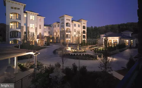 438 Cornerstone Dr #438, Newtown Square, PA 19073