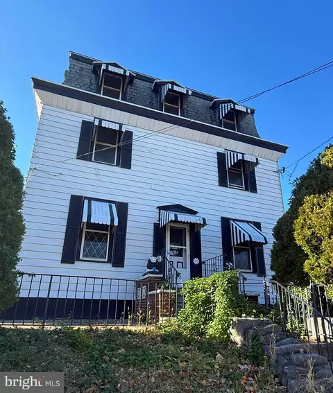 112 Ridge Ave, Darby, PA 19023
