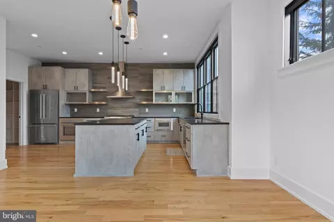 Kitchen - 207 Willow Ave, Wayne, PA 19087 photo 2 of 5