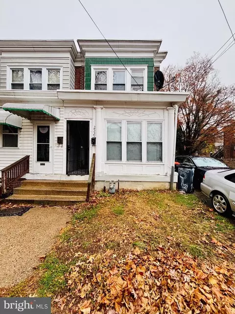 2535 Lindsay St, Chester, PA 19013