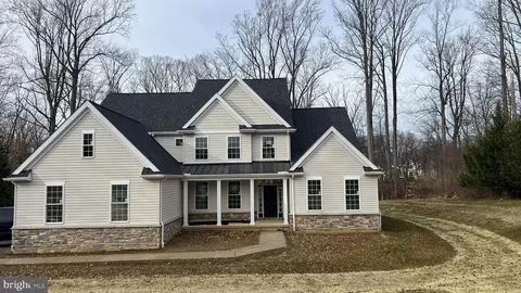 65 W Forge Rd, Glen Mills, PA 19342