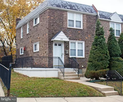 858 Fairfax Rd, Drexel Hill, PA 19026