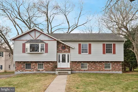 2376 Thomas, Chichester, PA 19014