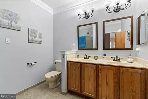 Entry Way - 113 Dresner Cir, Boothwyn, PA 19061 photo 5 of 7