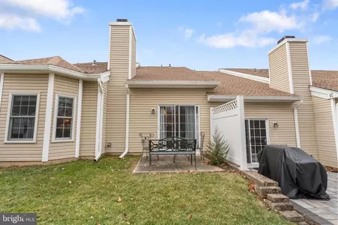Exterior - 113 Dresner Cir, Boothwyn, PA 19061 photo 3 of 4