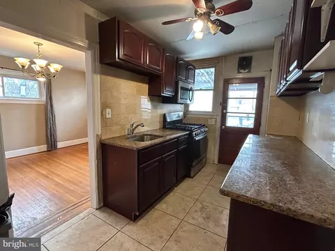 Kitchen - 7502 Parkview Rd, Darby, PA 19082 photo 1 of 4