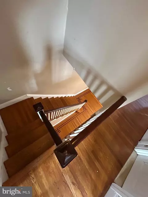 Entry Way - 7502 Parkview Rd, Darby, PA 19082 photo 3 of 7