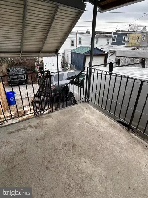 Exterior - 7502 Parkview Rd, Darby, PA 19082 photo 3 of 19