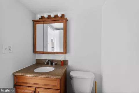 Other - 800 South Ave #B4, Secane, PA 19018 photo 3 of 5