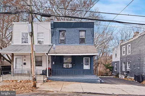 224 N 2nd St, Darby, PA 19023