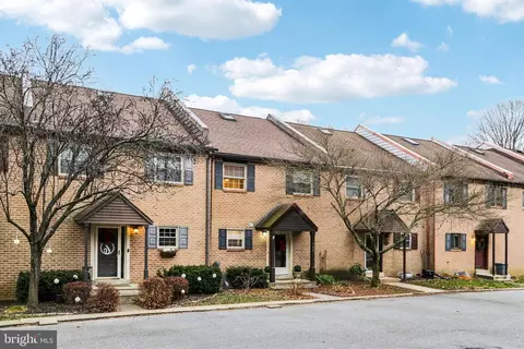 Exterior - 120 Eaton Dr, Wayne, PA 19087 photo 6 of 10