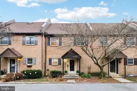 Exterior - 120 Eaton Dr, Wayne, PA 19087 photo 8 of 10