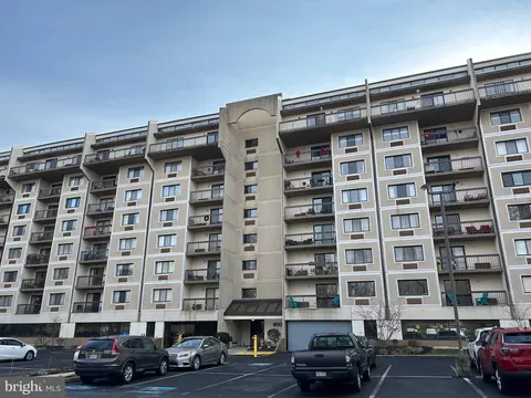 800 Avondale Rd #7M, Wallingford, PA 19086