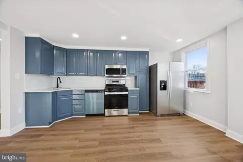 274 N Oak Ave, Clifton Heights, PA 19018