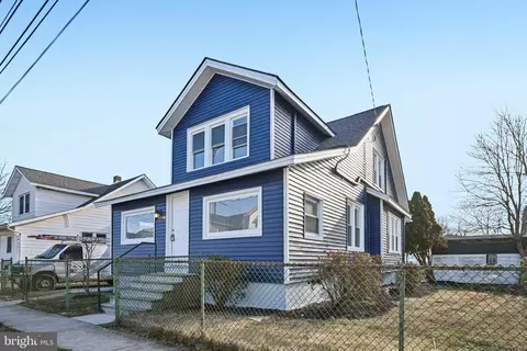 213 White Ave, Marcus Hook, PA 19061