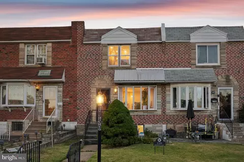 1550 Hermesprota Dr, Sharon Hill, PA 19079