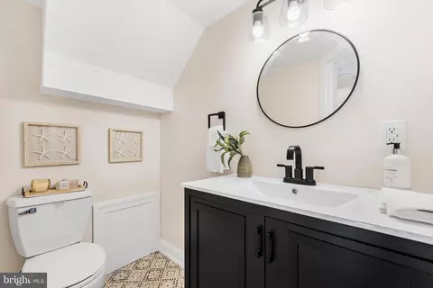Other - 466 Saint Davids Ave, Wayne, PA 19087 photo 10 of 11