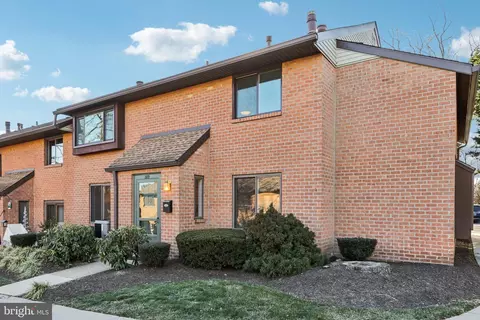 700 Ardmore Ave #229, Ardmore, PA 19003