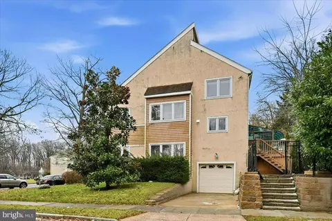 Exterior - 155 Eaton Dr, Wayne, PA 19087 photo 5 of 6